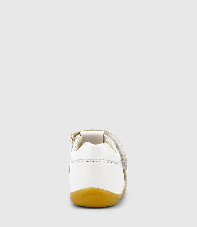Bobux SU Cross Jump - White (sizes 18-22)