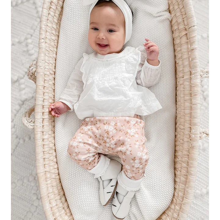 Skeanie Shoes Dakota Pre Walker Shoes Ivory