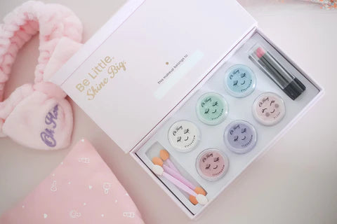 Oh Flossy Deluxe Makeup Set