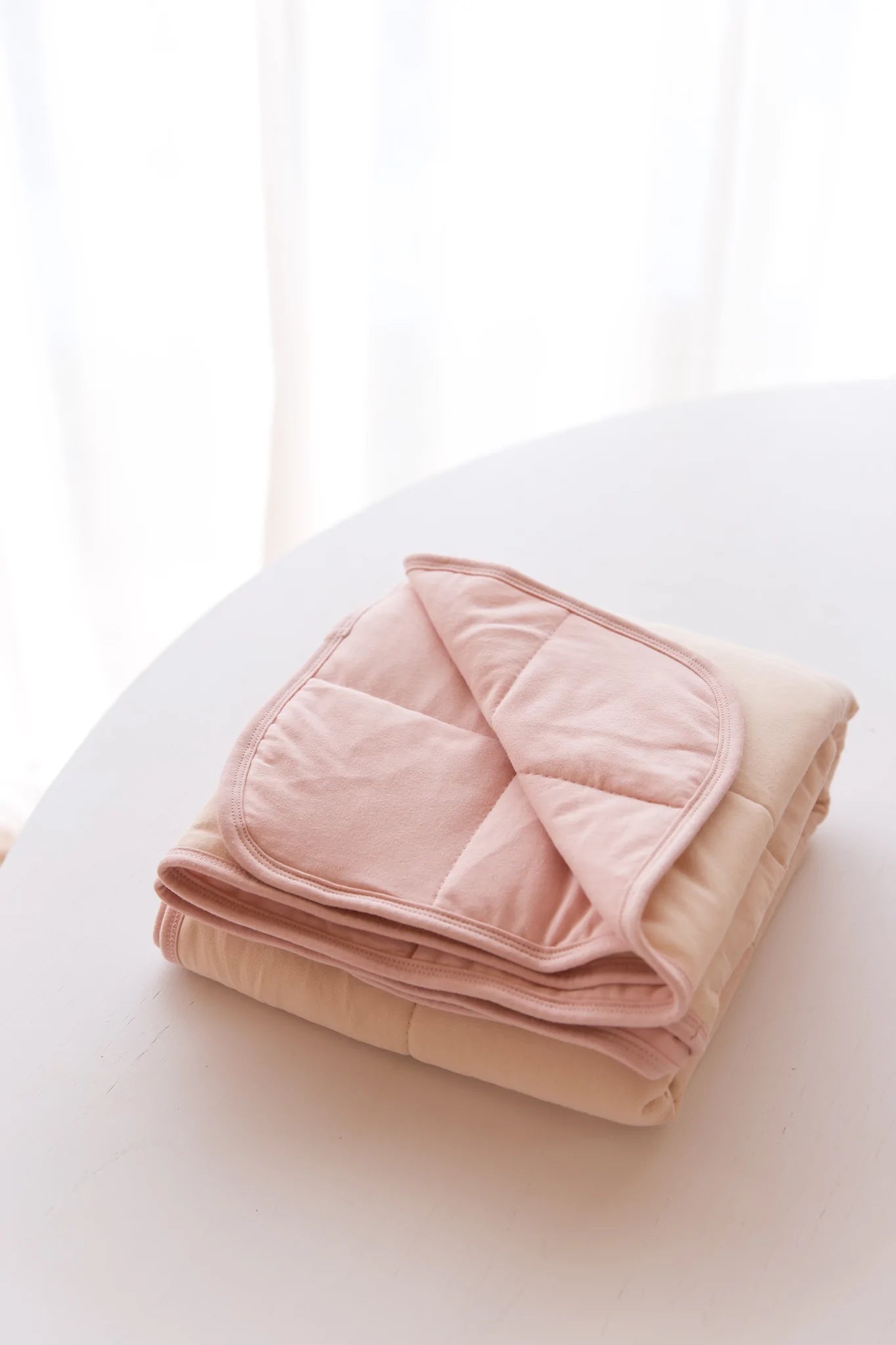 Go To Bed Cot Quilt - Rose And Sand