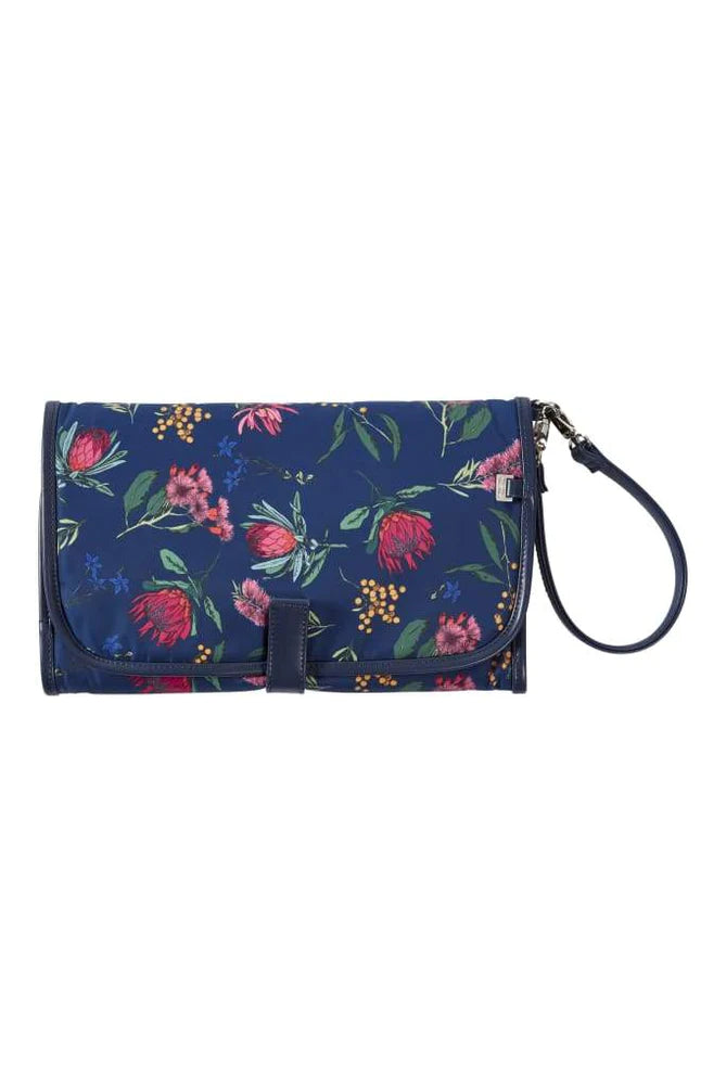 OiOi Change Mat Clutch - Navy Botanical