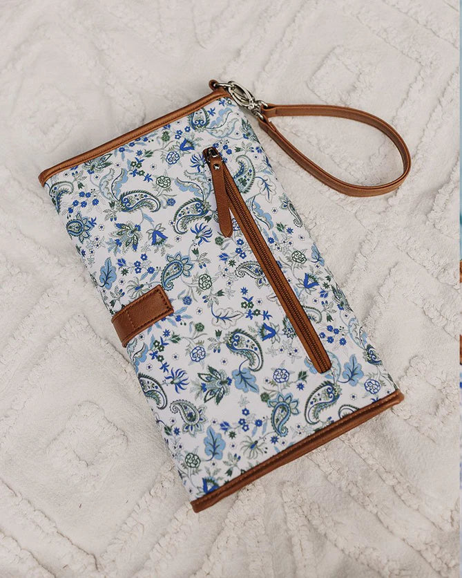Blue Paisley/Tan Change Mat Clutch - OiOi