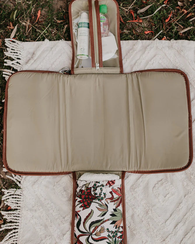 Jungle Cream/Tan Change Mat Clutch - OiOi